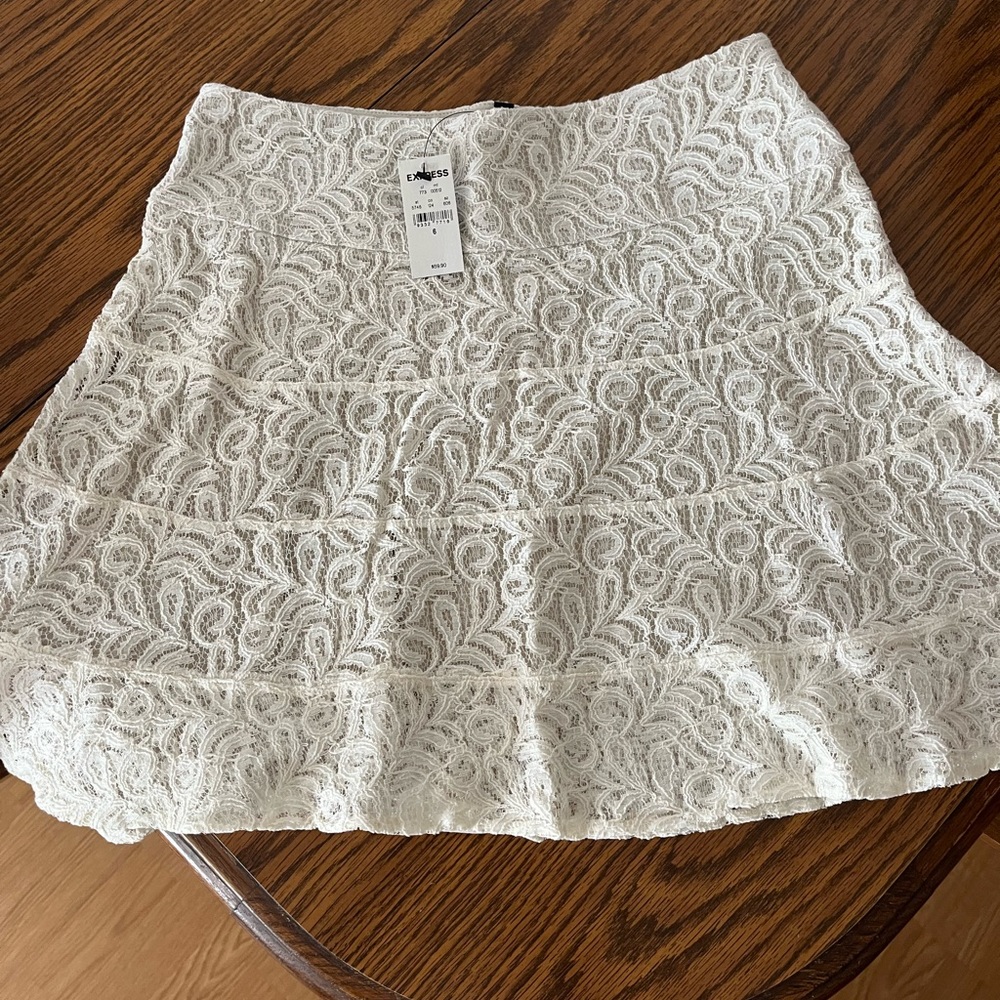 Express Lace Skirt